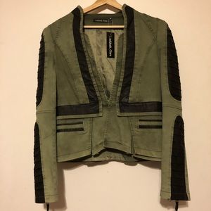 New Women’s Lookbook Green Jacket.